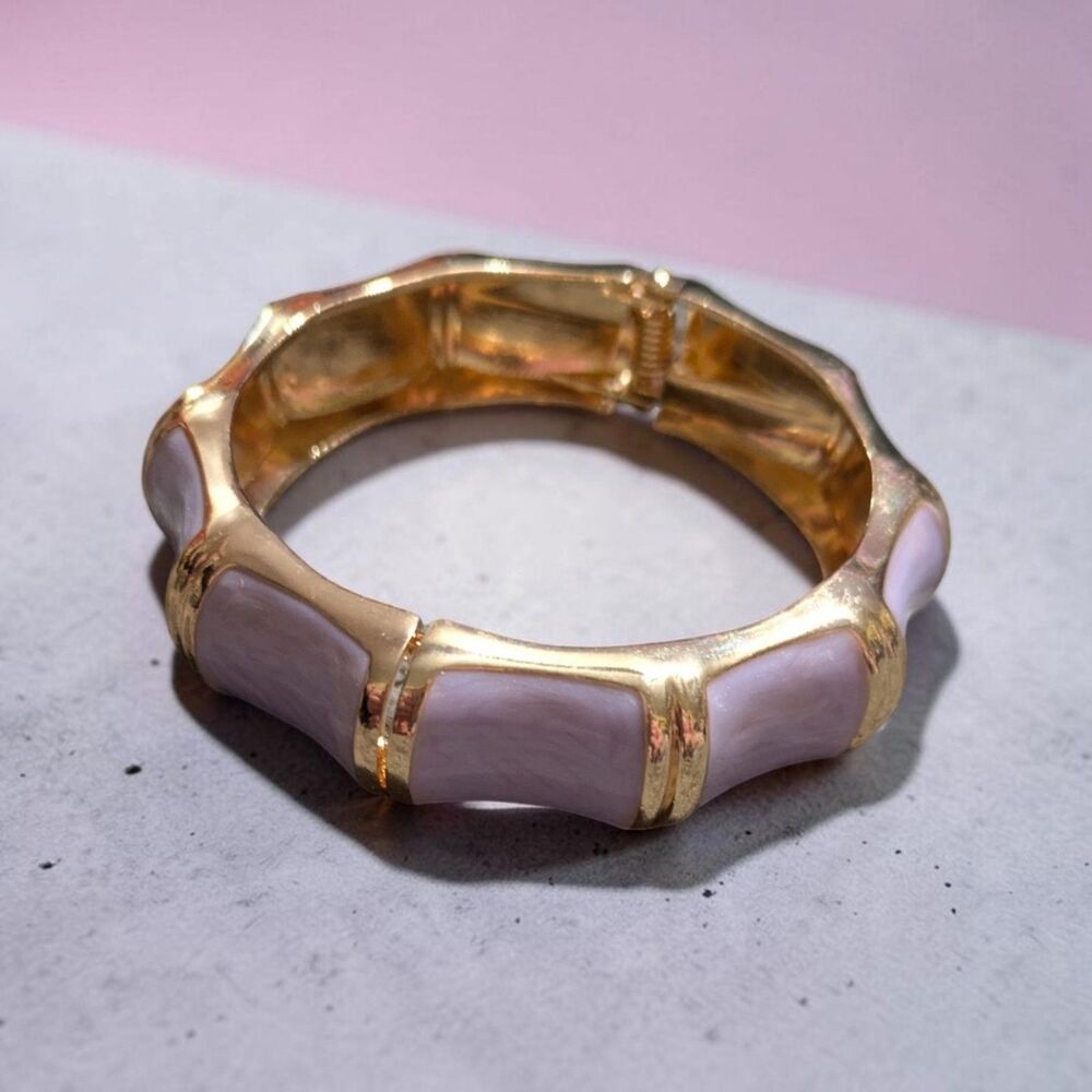Vintage Gold Tone Lavender Bracelet, Retro Jewelry, Cottagecore, Boho Bracelet